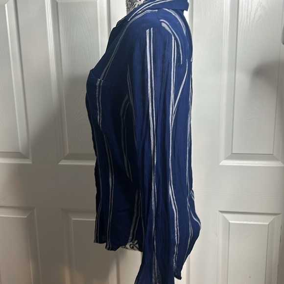 Cloth & Stone Blue White Striped Button Down S - Picture 3 of 6